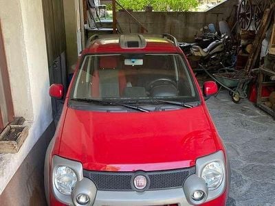 Usata Fiat Panda 4x4 Cross 95 CV (69 kW) 2010 Utilitaria
