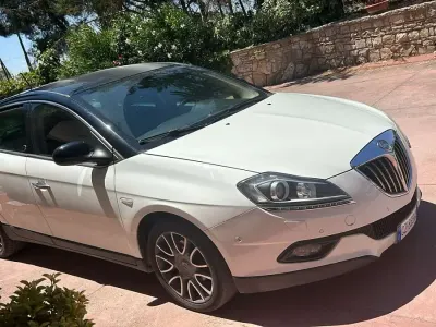 Usata Lancia Delta 120 CV (88 kW) 2009 Bianco Utilitaria