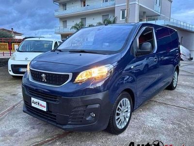 Usata Peugeot Expert Premium 179 CV (131 kW) 2019 Blu/azzurro Furgone