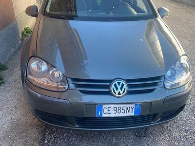 Usata VW Golf IV 2004 Marrone Berlina