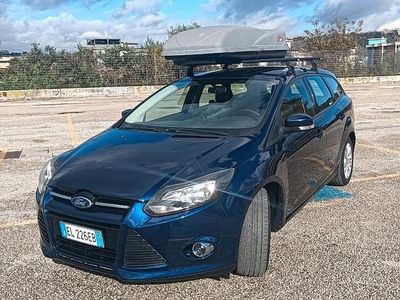 Usata Ford Focus 105 CV (77 kW) 2012 Blu Station wagon