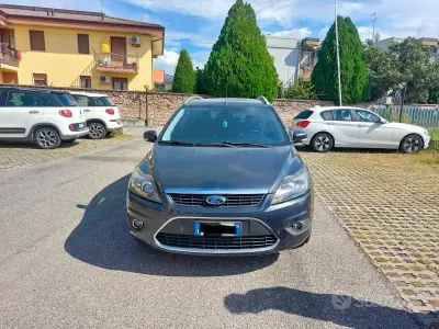 Usata Ford Focus Style 90 CV (66 kW) 2009 Blu/azzurro Station wagon