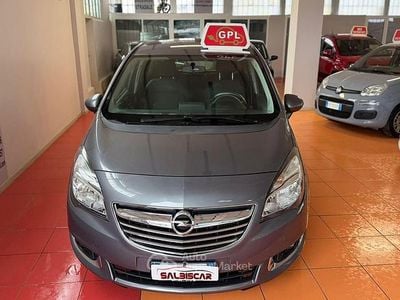 Usata Opel Meriva 120 CV (88 kW) 2016 Grigio Monovolume