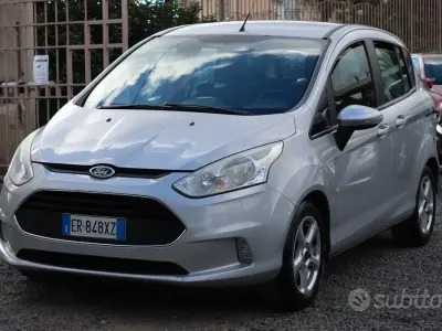 Usata Ford B-MAX 95 CV (69 kW) 2013 Grigio Monovolume