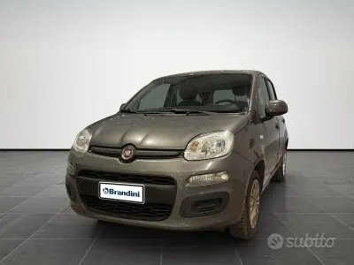 Usata Fiat Panda Easy 69 CV (50 kW) 2019 Grigio antracite Utilitaria