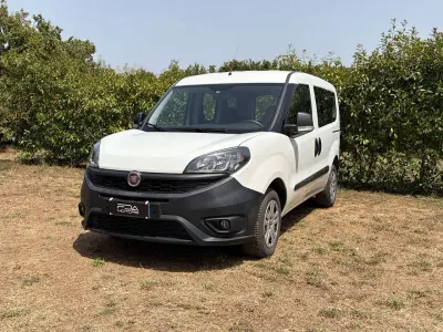 Usata Fiat Doblò 95 CV (69 kW) 2019 Bianco Monovolume