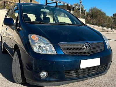 usata Toyota Corolla Verso 2.0 tdi D-4D Low Cost