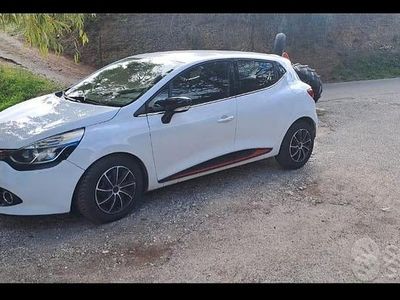 Usata Renault Clio IV 90 CV (66 kW) 2014 Berlina