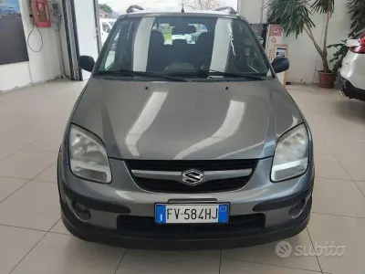 Usata Suzuki Ignis GL 99 CV (72 kW) 2008 Grigio Utilitaria