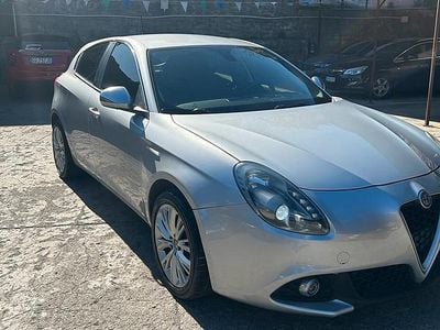 Usata Alfa Romeo Giulietta Super 120 CV (88 kW) 2016 Grigio Utilitaria