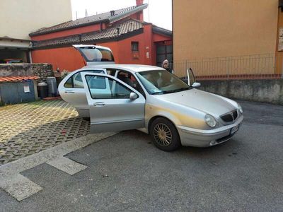 Lancia Lybra
