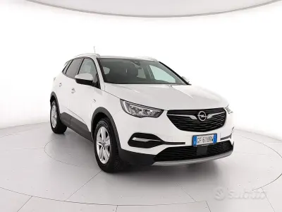 Usata Opel Grandland X Elegance 131 CV (96 kW) 2021 Bianco SUV