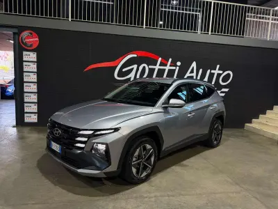 Usata Hyundai Tucson 179 CV (131 kW) 2026 Grigio SUV