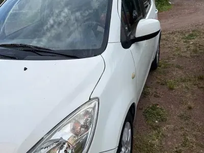 Usata Opel Agila Enjoy 75 CV (55 kW) 2008 Bianco Utilitaria