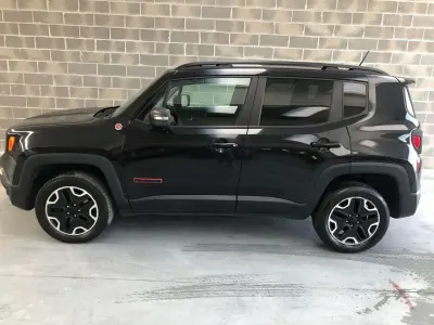Usata Jeep Renegade Trailhawk 170 CV (125 kW) 2016 Nero SUV