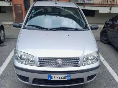 Usata Fiat Punto Classica 60 CV (44 kW) 2009 Utilitaria