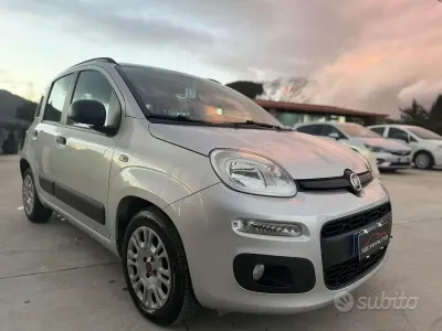 Usata Fiat Panda Lounge 75 CV (55 kW) 2015 Grigio Utilitaria