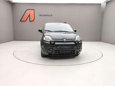 Usata Fiat Panda Cross Cross 69 CV (50 kW) 2025 Verde foresta Utilitaria