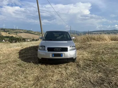 Usata Audi A2 Comfort 75 CV (55 kW) 2003 Utilitaria