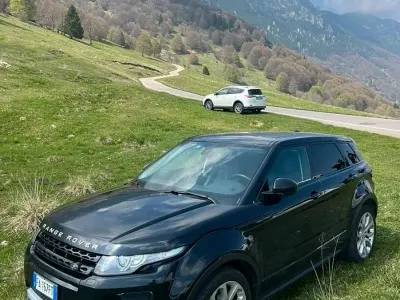 Usata Land Rover Range Rover evoque Dynamic 190 CV (139 kW) 2015 Nero Station wagon