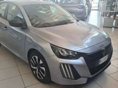 Nuova Peugeot 208 Style 101 CV (74 kW) 2025 Grigio Utilitaria