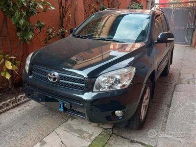 usata Toyota RAV4 3ª serie - 2010