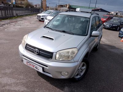 usata Toyota RAV4 RAV4.com 2.0 Tdi D-4D cat 5 porte