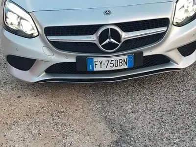 Usata Mercedes SLC200 184 CV (135 kW) 2018 Grigio Cabrio