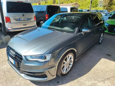 Käytetty Audi A3 Ambition 110 HP (80 kW) 2016 Harmaa Sedan