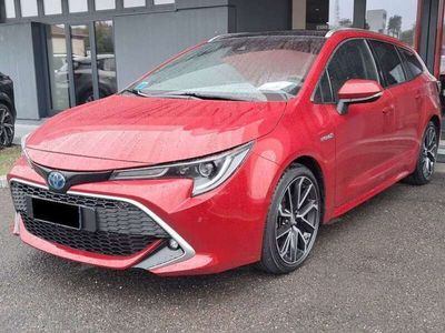 Usata Toyota Corolla Lounge 153 CV (112 kW) 2019 Rosso Station wagon