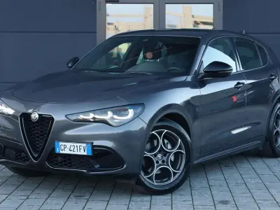 Usata Alfa Romeo Giulia Sprint 86 CV (63 kW) 2023 Berlina