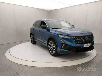 Usata Renault Austral Techno 199 CV (146 kW) 2025 Azzurro SUV