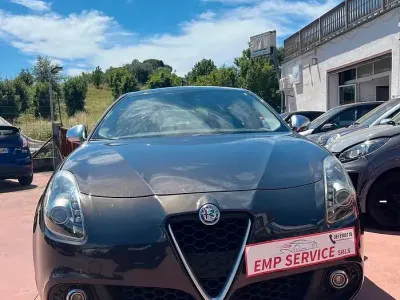 Usata Alfa Romeo Giulietta 120 CV (88 kW) 2016 Grigio Utilitaria