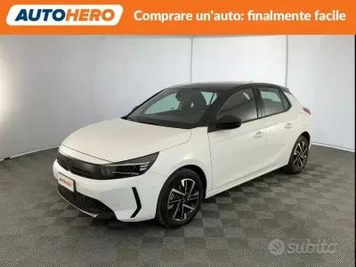 Usata Opel Corsa 101 CV (74 kW) 2024 Bianco Utilitaria
