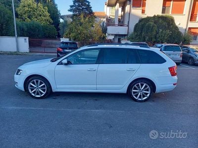 Usata Skoda Octavia 110 CV (80 kW) 2017 Bianco Berlina