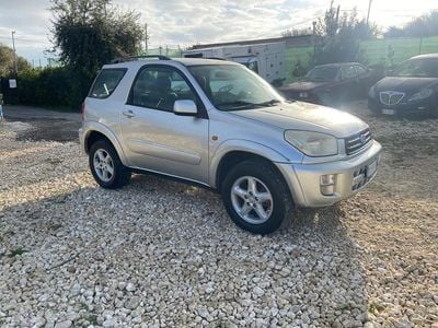 Grigio Usata 2001 Toyota RAV4 Sol Station wagon | 3900 € (Super prezzo)