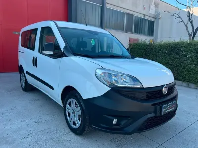 Usata Fiat Doblò 95 CV (69 kW) 2019 Bianco Monovolume