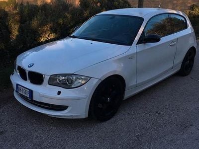 Usata BMW 118 Coupé 143 CV (105 kW) 2008 Bianco Coupé