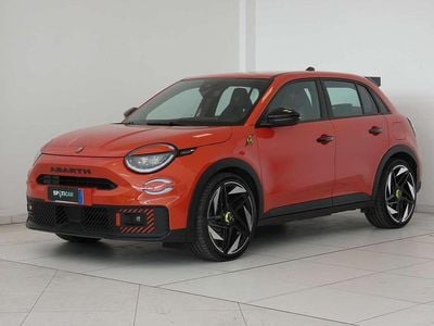Usata Abarth 600e Turismo 105 kW (143 CV) 2024 Arancione SUV