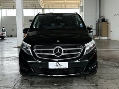 Mercedes V250