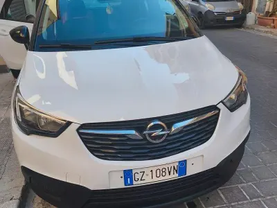 Usata Opel Crossland 102 CV (75 kW) 2025 SUV
