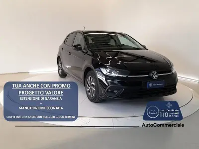 Usata VW Polo Life 80 CV (58 kW) 2023 Nero Utilitaria
