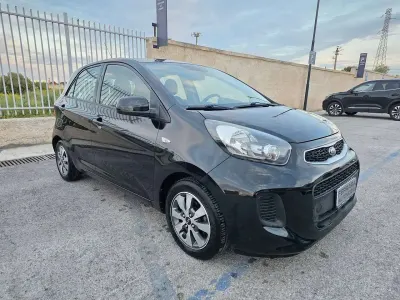 Usata Kia Picanto Active 67 CV (49 kW) 2017 Nero Utilitaria