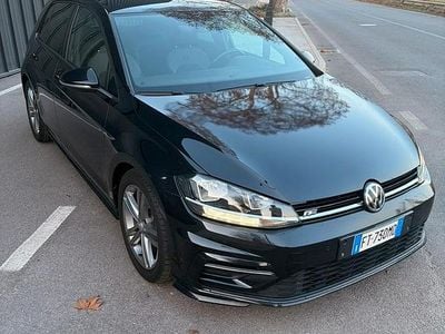 Usata VW Golf VII R-line 116 CV (85 kW) 2019 Nero Berlina