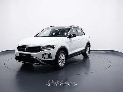 Usata VW T-Roc Life 150 CV (110 kW) 2024 Bianco SUV