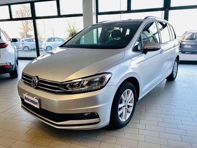 Usata VW Touran Comfortline 116 CV (85 kW) 2018 Argento Monovolume