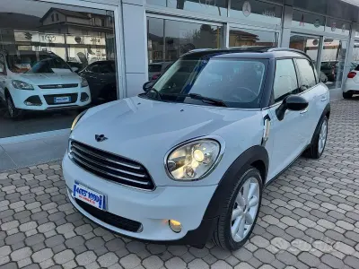 Usata Mini Cooper D Countryman Sport 111 CV (81 kW) 2011 Bianco SUV