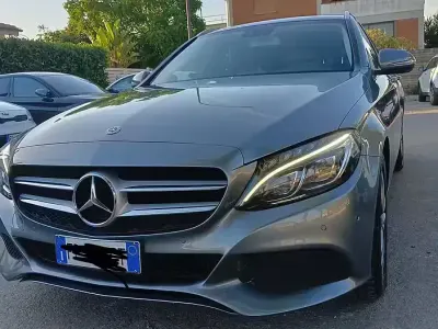 Usata Mercedes C200 136 CV (100 kW) 2018 Grigio Station wagon