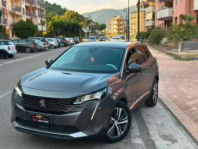 Usata Peugeot 3008 Allure 131 CV (96 kW) 2021 Grigio SUV