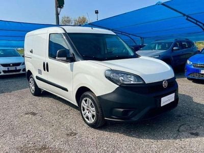 Usata Fiat Doblò 95 CV (69 kW) 2020 Bianco Monovolume